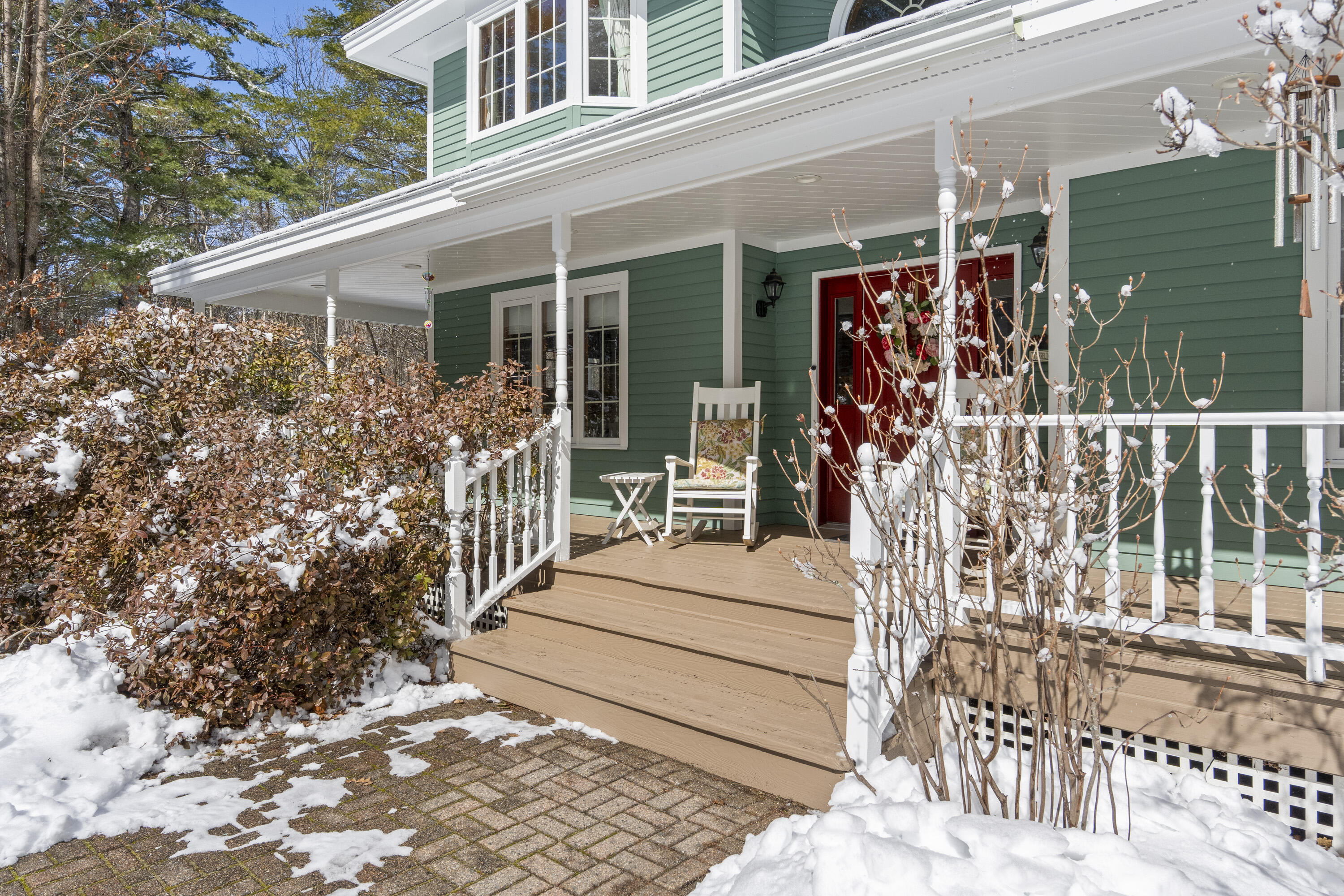 7 Casselton Road Raymond ME 04071