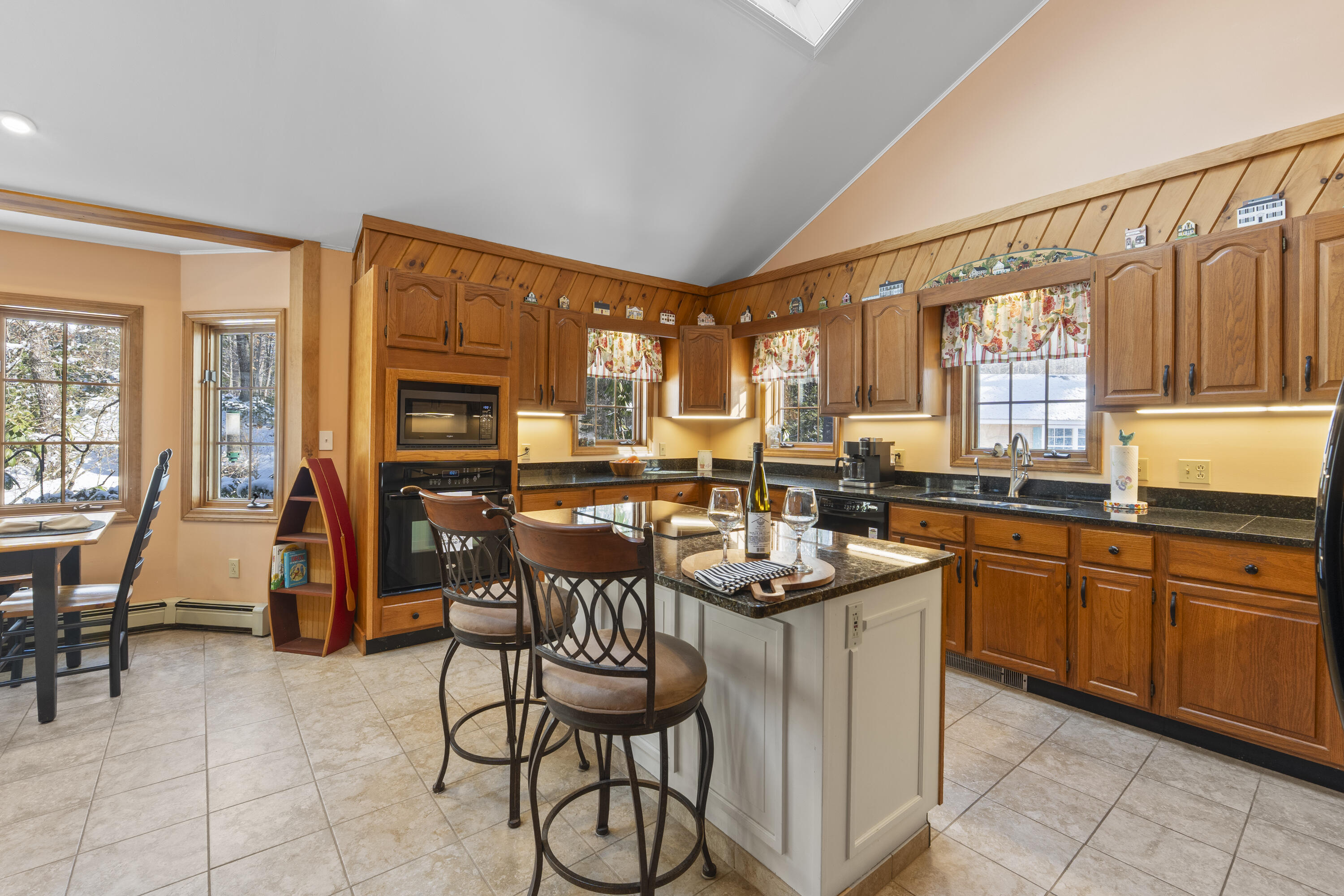 7 Casselton Road Raymond ME 04071