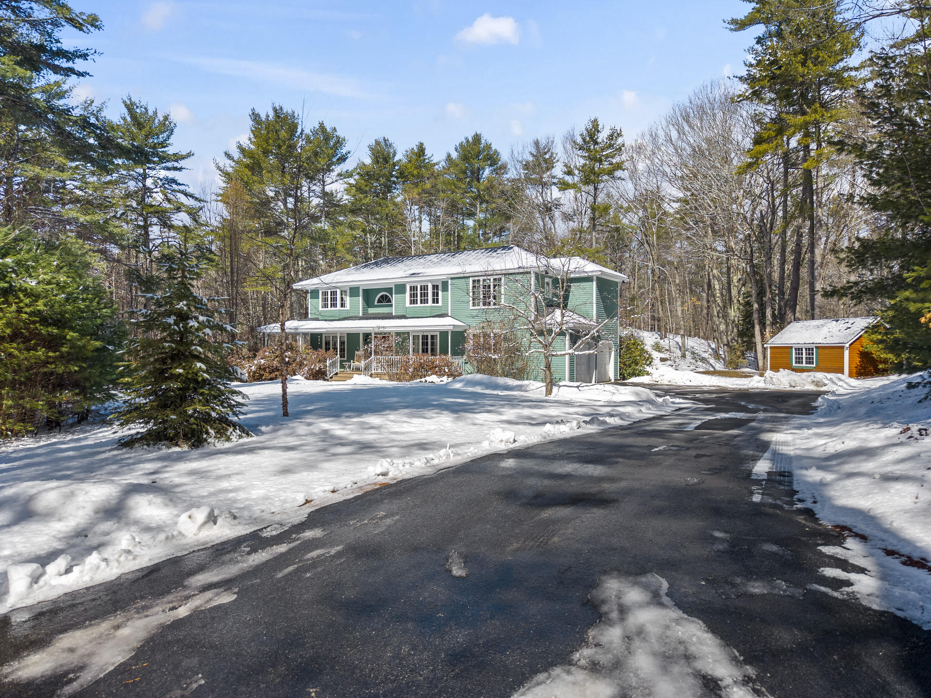 7 Casselton Road Raymond ME 04071