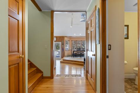 7 Casselton Road Raymond ME 04071