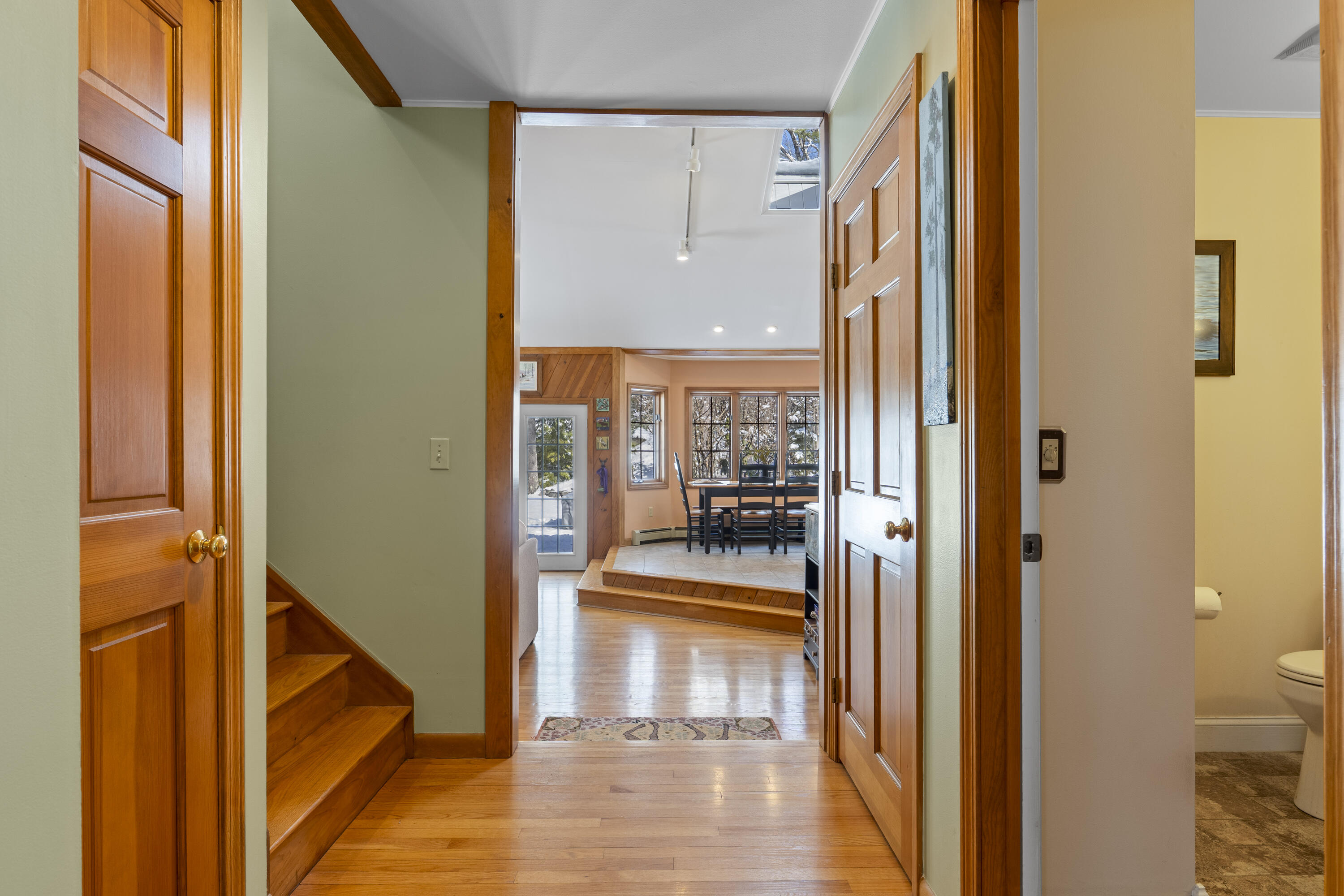 7 Casselton Road Raymond ME 04071