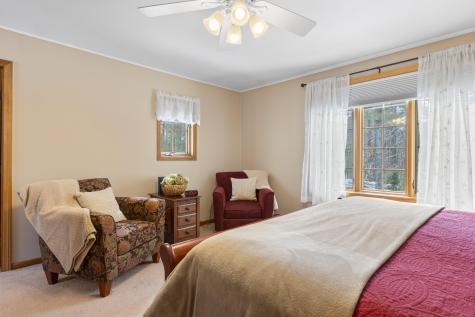 7 Casselton Road Raymond ME 04071