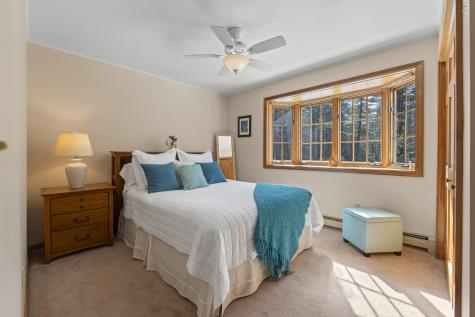 7 Casselton Road Raymond ME 04071