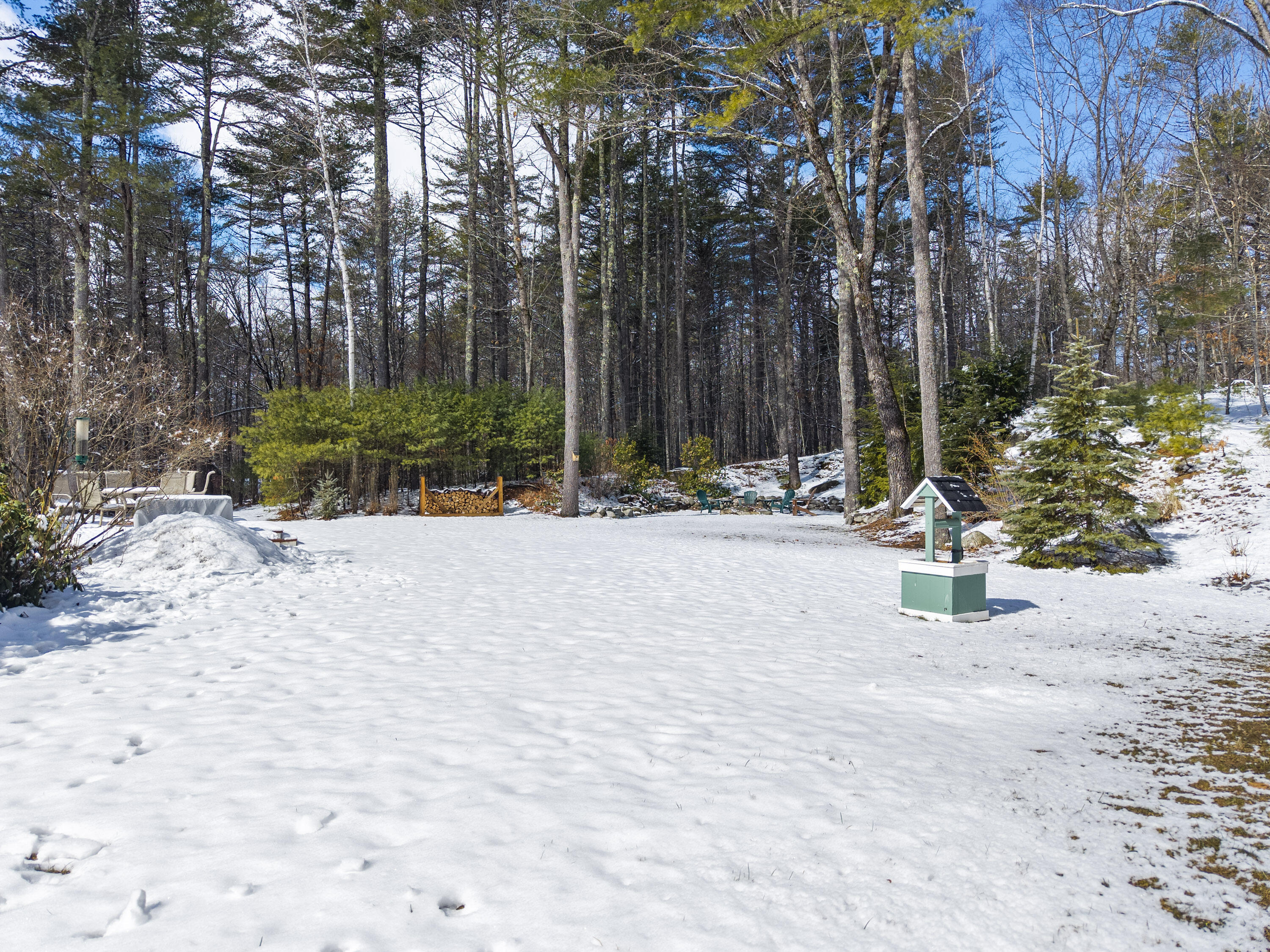 7 Casselton Road Raymond ME 04071