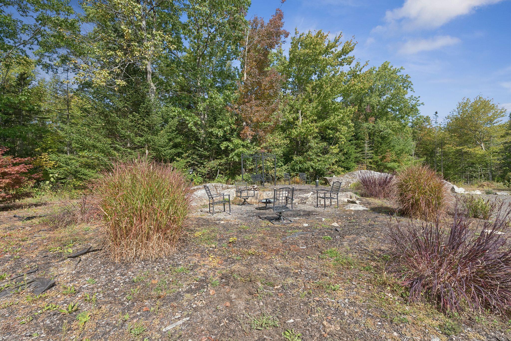 29 Punkin Hill Road South Thomaston ME 04858