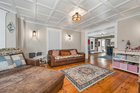 17 Market Street North Berwick ME 03906