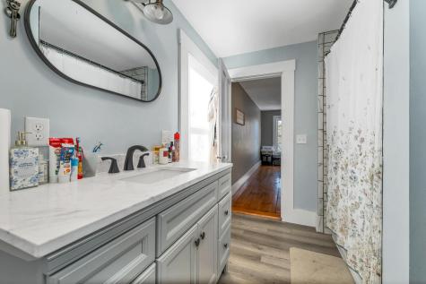 17 Market Street North Berwick ME 03906