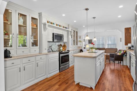 8 Caslyn Drive Eliot ME 03903