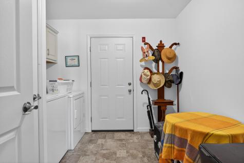 8 Caslyn Drive Eliot ME 03903