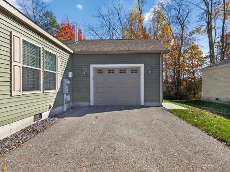 8 Caslyn Drive Eliot ME 03903