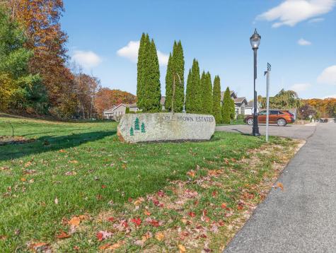 8 Caslyn Drive Eliot ME 03903