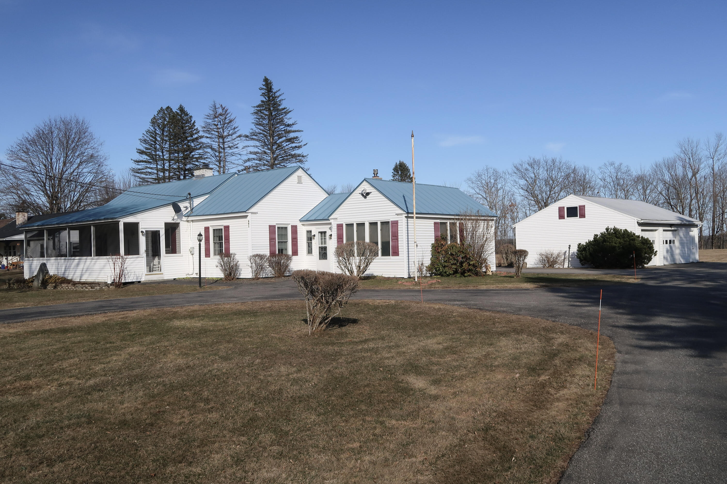 691 W River Road Augusta ME 04330