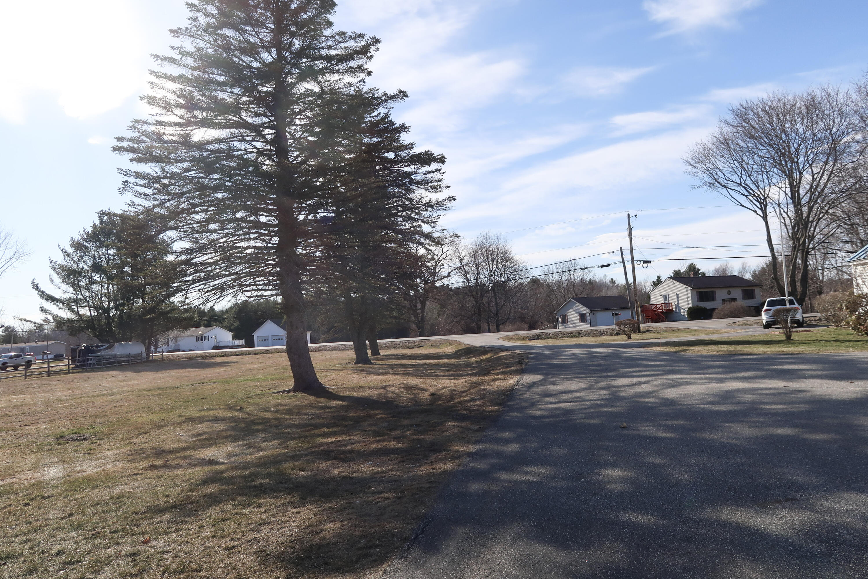 691 W River Road Augusta ME 04330