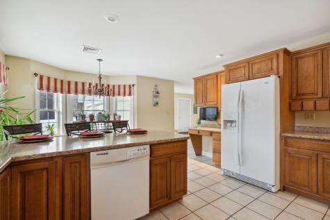 521 Fletcher Road Auburn ME 04210