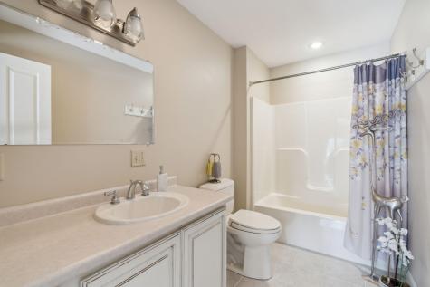 521 Fletcher Road Auburn ME 04210