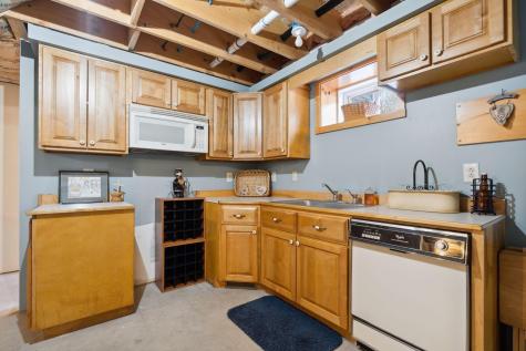 521 Fletcher Road Auburn ME 04210