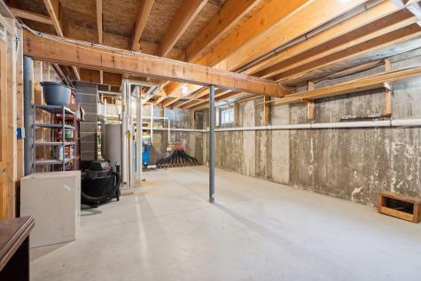 521 Fletcher Road Auburn ME 04210