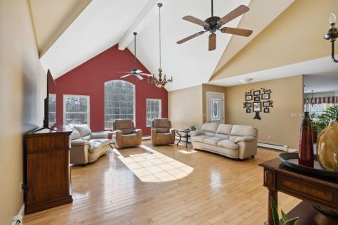521 Fletcher Road Auburn ME 04210