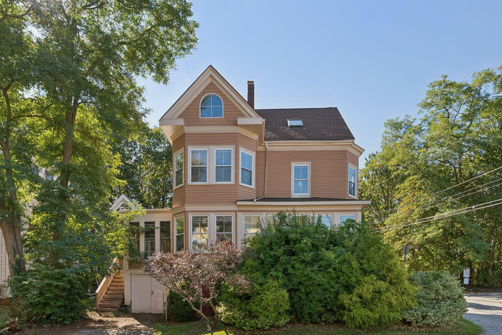 48 Ashmont Street Portland ME 04103