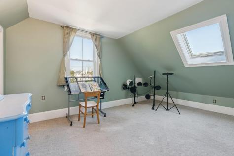 48 Ashmont Street Portland ME 04103