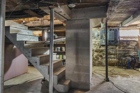 664 Boothbay Road Edgecomb ME 04556