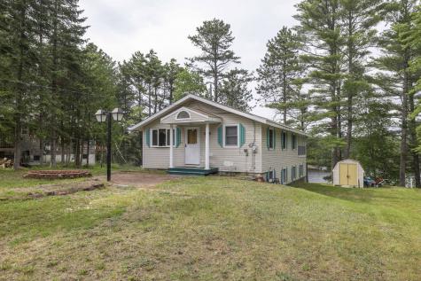 71 Long Causeway Waterboro ME 04087