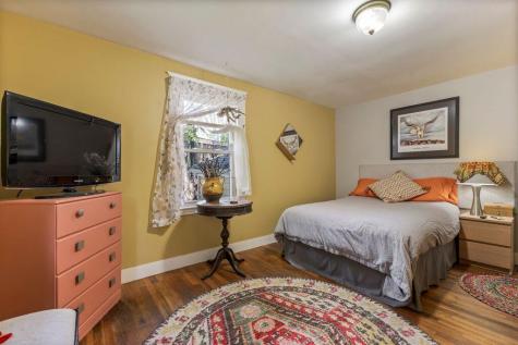 32 Dartmouth Street Biddeford ME 04005