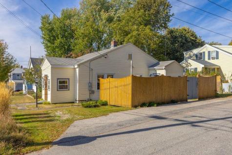 32 Dartmouth Street Biddeford ME 04005