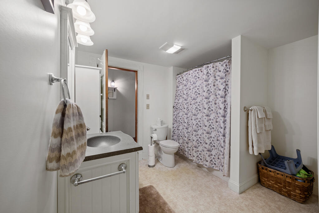 15 Cushman Road Winslow ME 04901