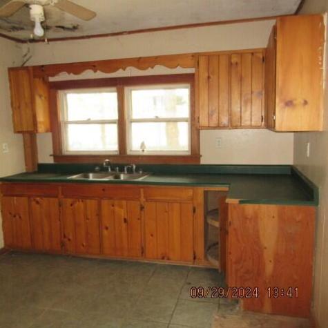 4 Lancaster Avenue Guilford ME 04443