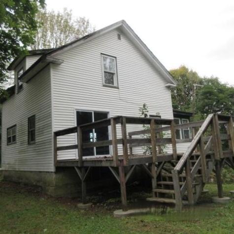 4 Lancaster Avenue Guilford ME 04443