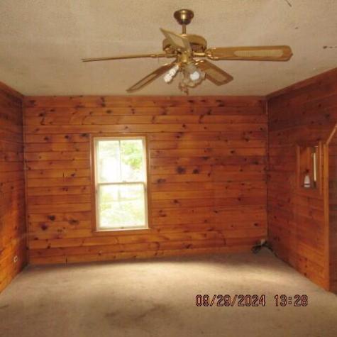 4 Lancaster Avenue Guilford ME 04443