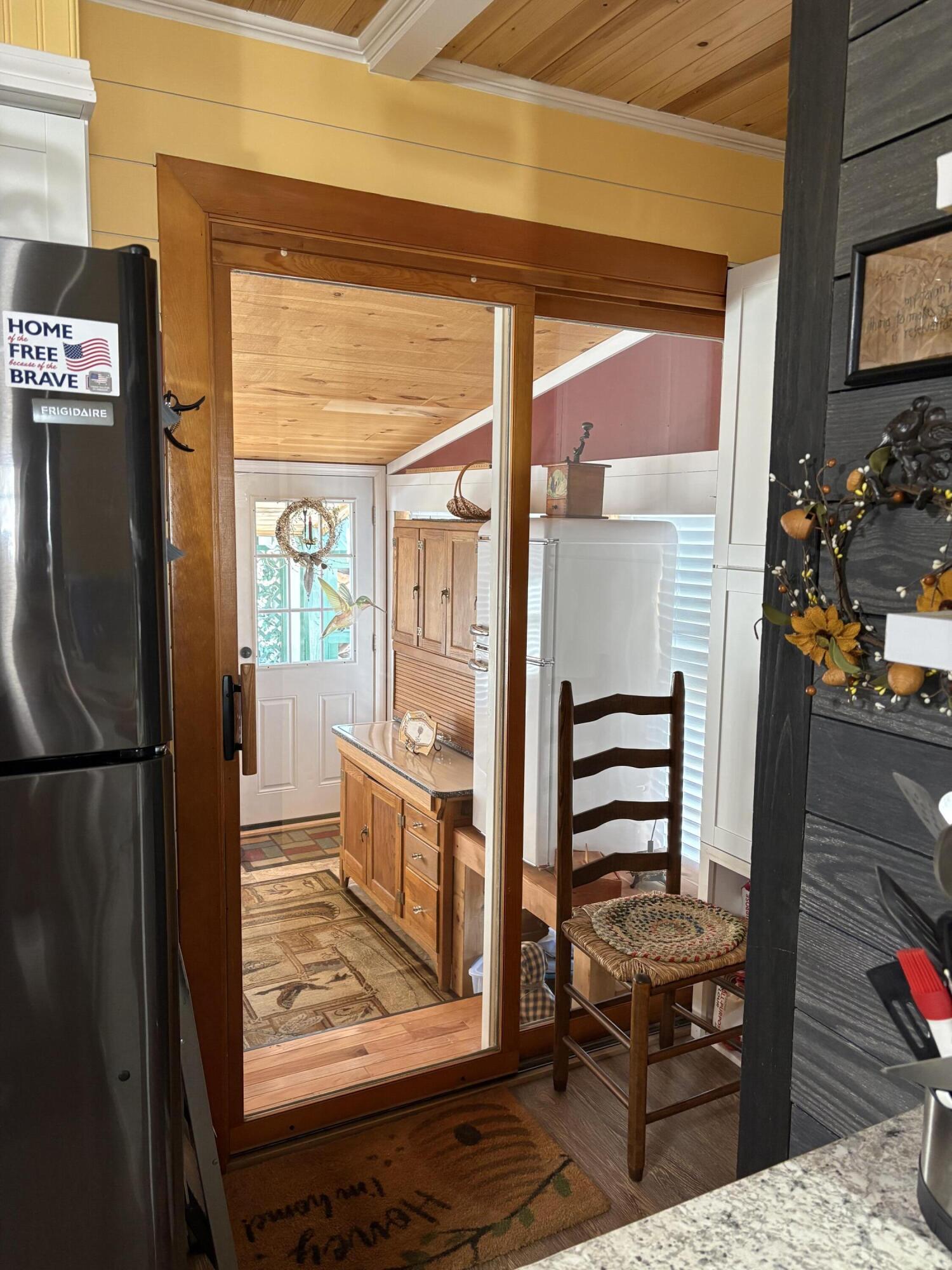 18 Winter Street Millinocket ME 04462