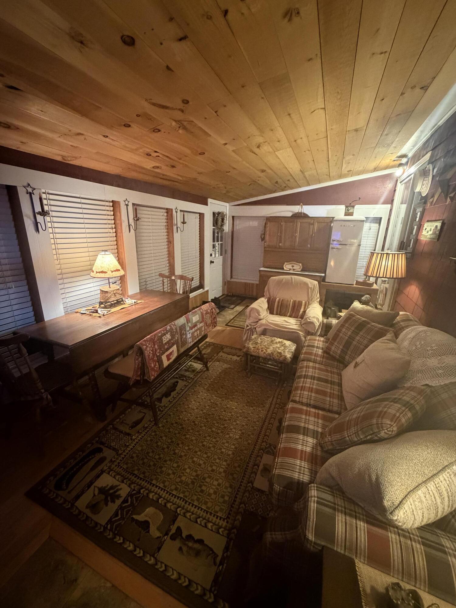 18 Winter Street Millinocket ME 04462