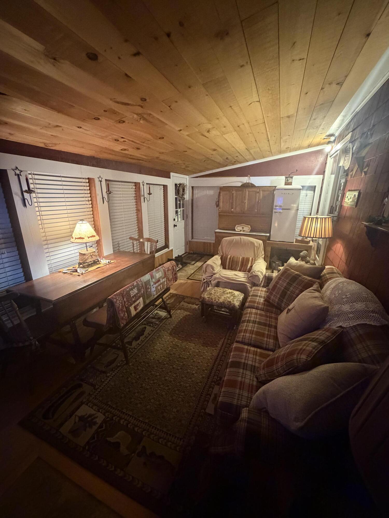 18 Winter Street Millinocket ME 04462