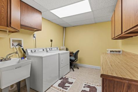 28 Tarkiln Hill Road Raymond ME 04071