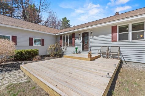 28 Tarkiln Hill Road Raymond ME 04071