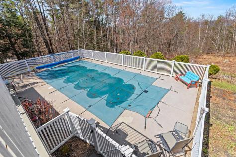 28 Tarkiln Hill Road Raymond ME 04071