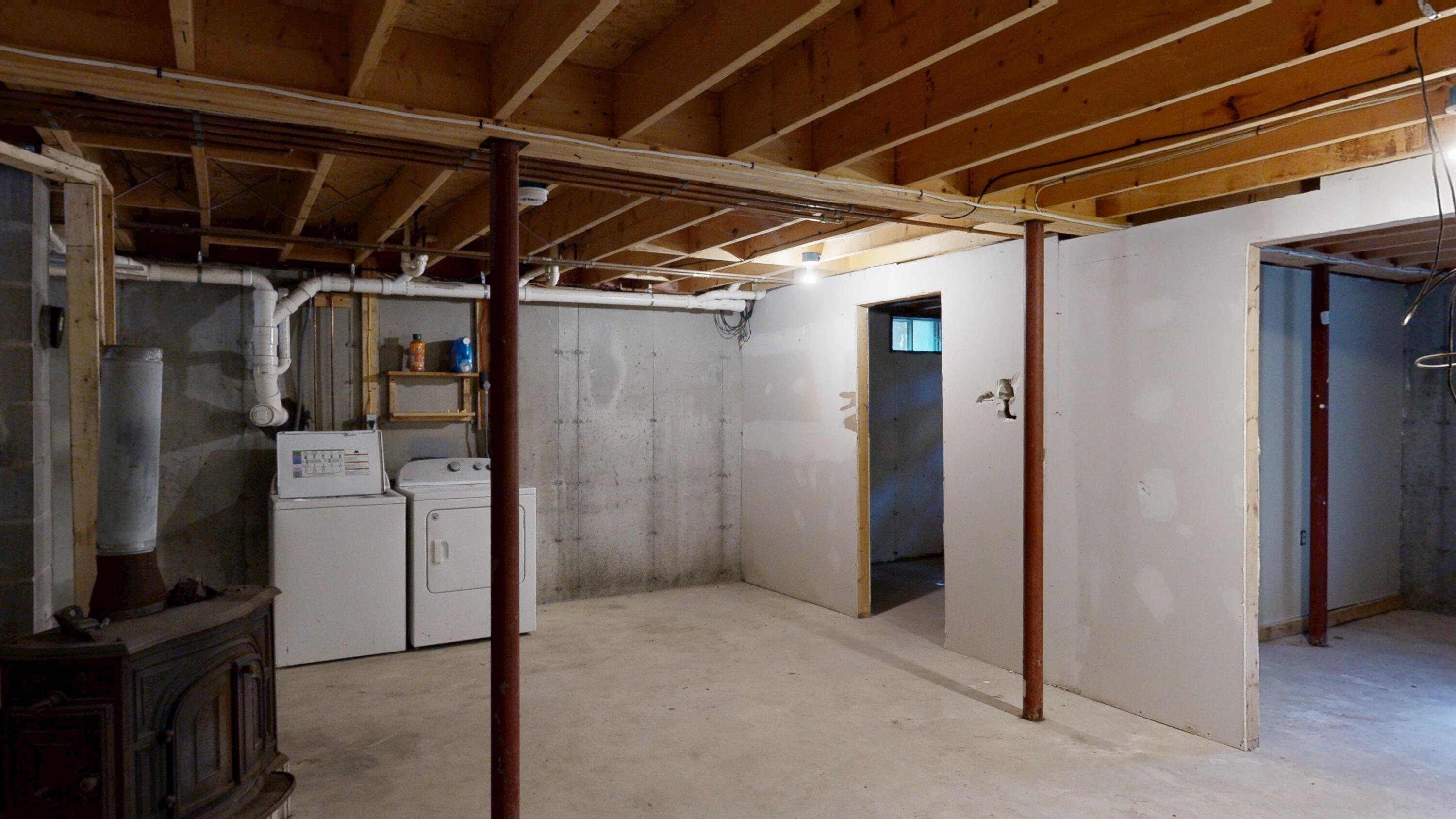 71 Darbick Terrace Hollis ME 04042