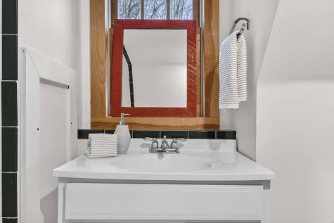 40 Dyer Road Raymond ME 04071