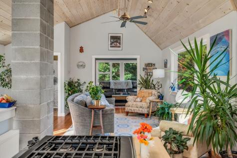 106 Seiders Hill Lane Union ME 04862