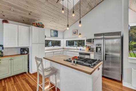 106 Seiders Hill Lane Union ME 04862