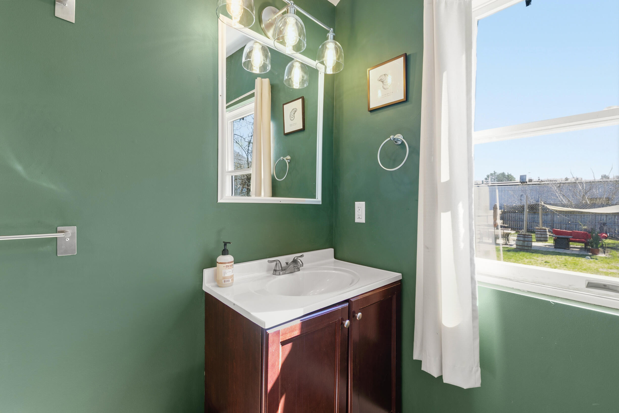 313R Warren Avenue Portland ME 04103