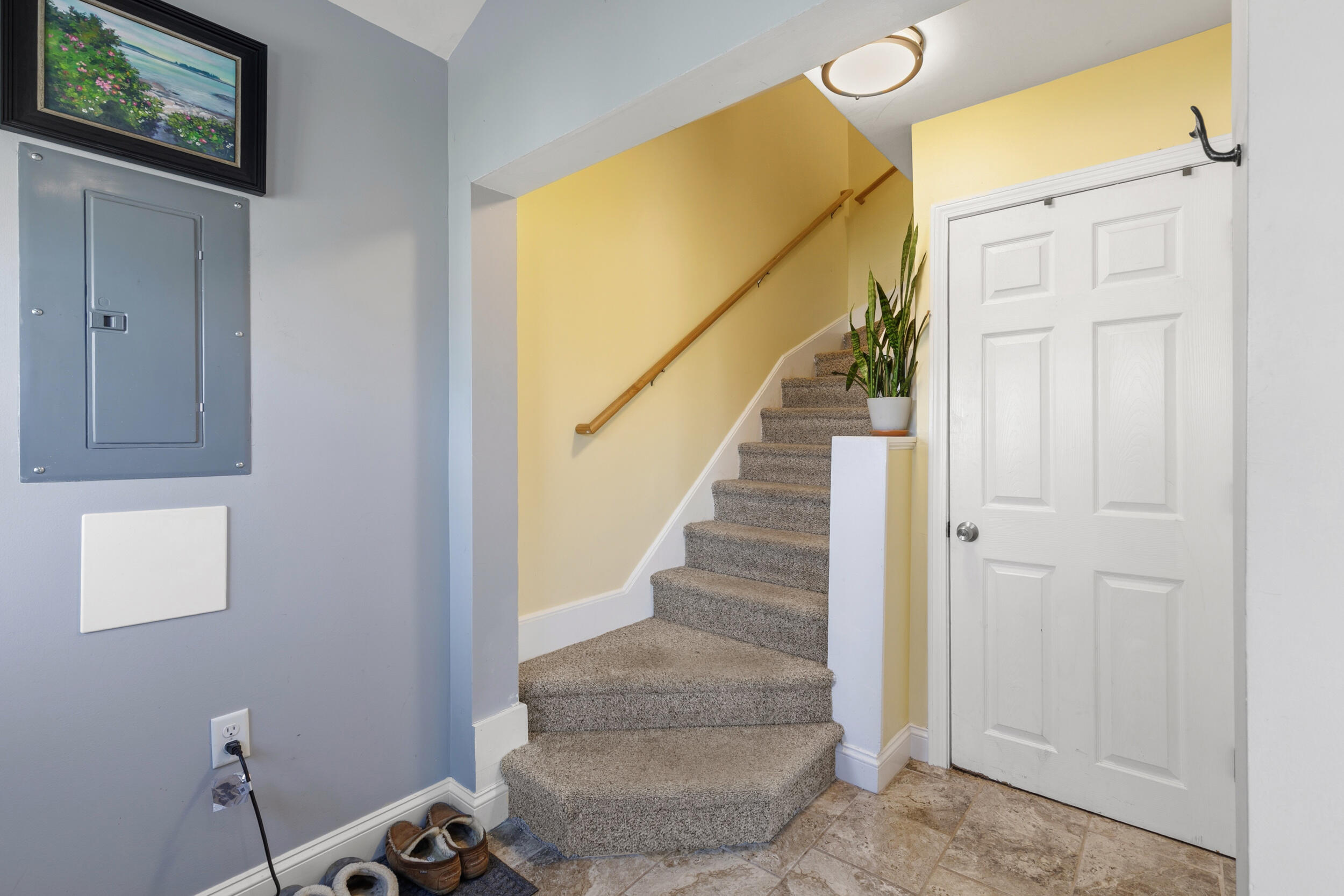 313R Warren Avenue Portland ME 04103