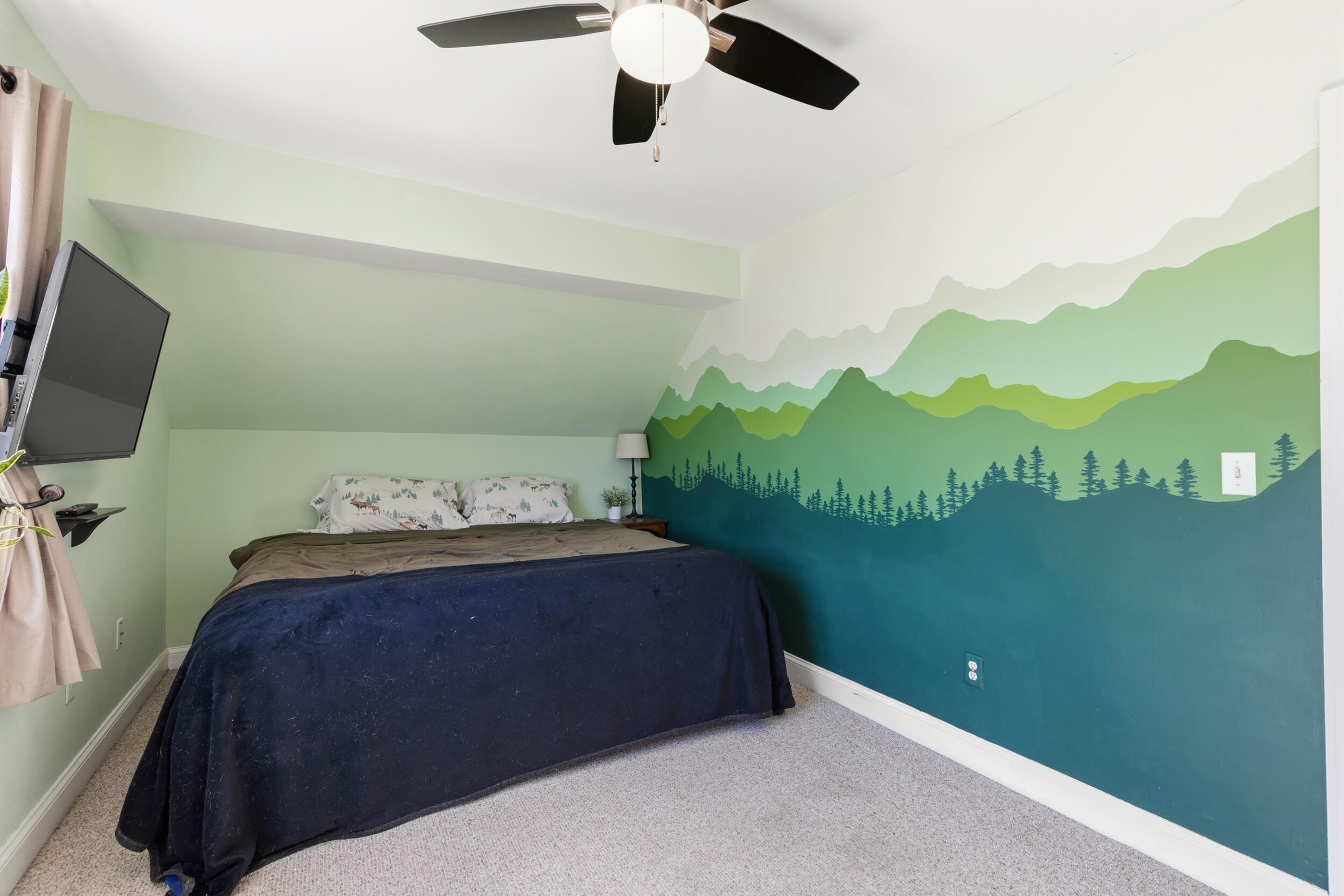 313R Warren Avenue Portland ME 04103