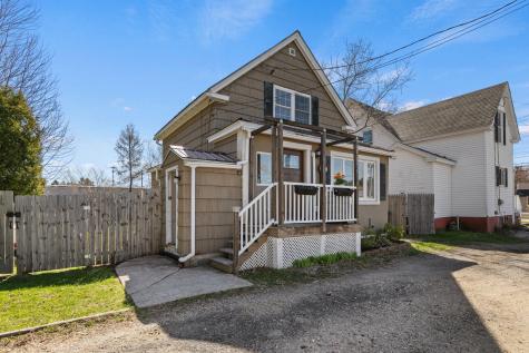 313R Warren Avenue Portland ME 04103