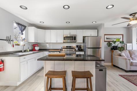 313R Warren Avenue Portland ME 04103