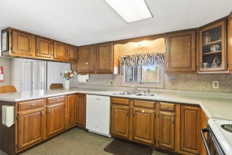 991 Oakland Road Belgrade ME 04917