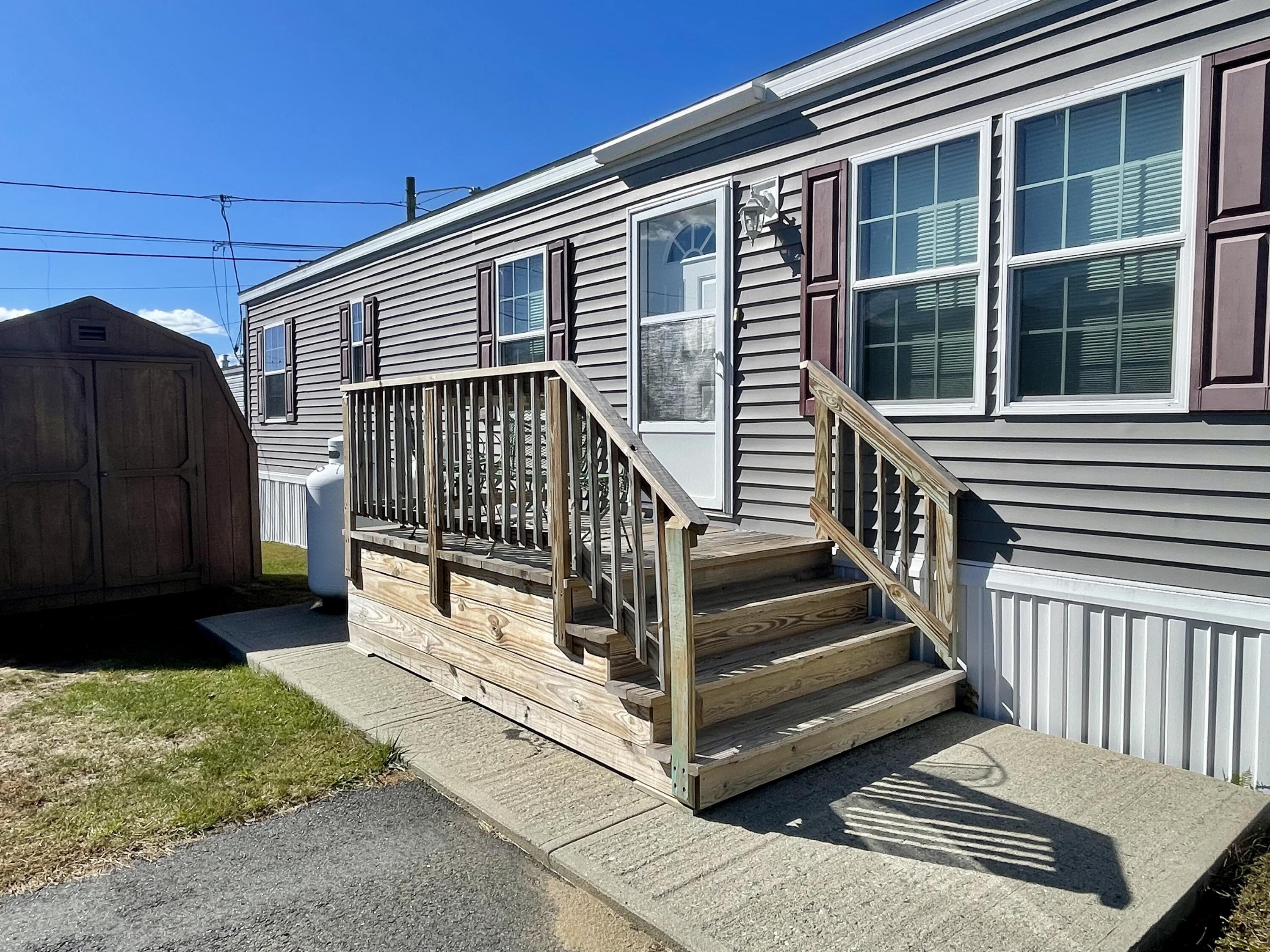 54 Linnell Circle Brunswick ME 04011