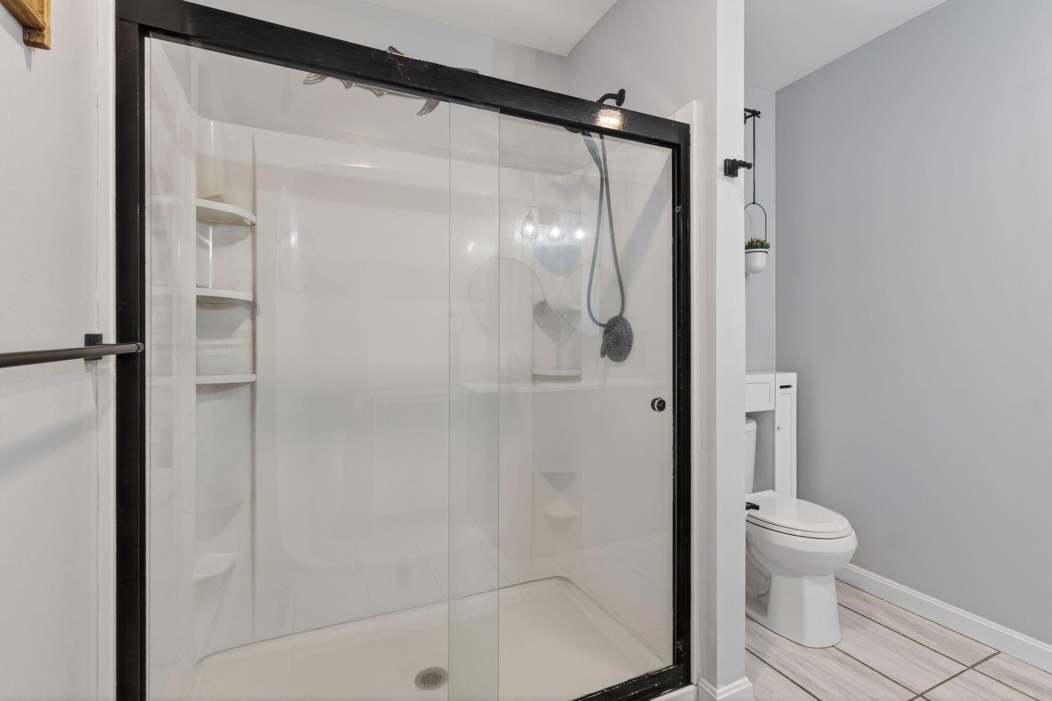 1525 Roosevelt Trail Raymond ME 04071